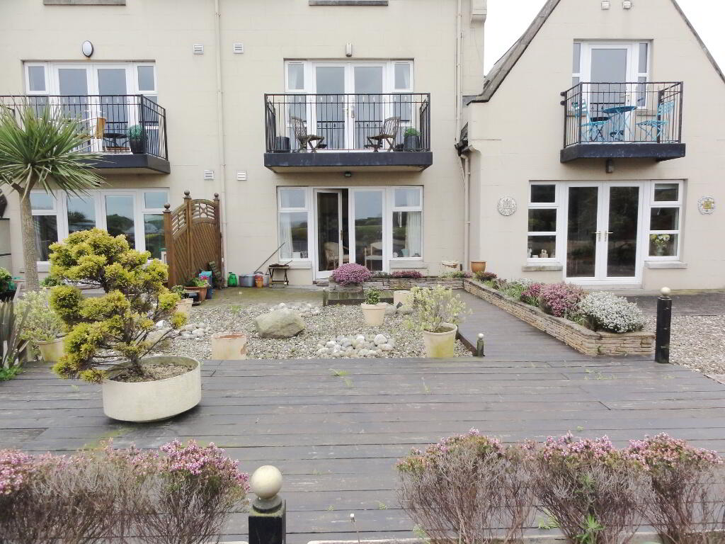 35 Groomsport House Road 4 of 17