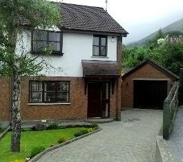 3 Lyndhurst Court 1 of 12