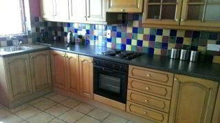 3 Lyndhurst Court 4 of 12