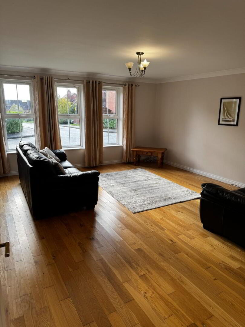 51 Langley Hall 2 of 17