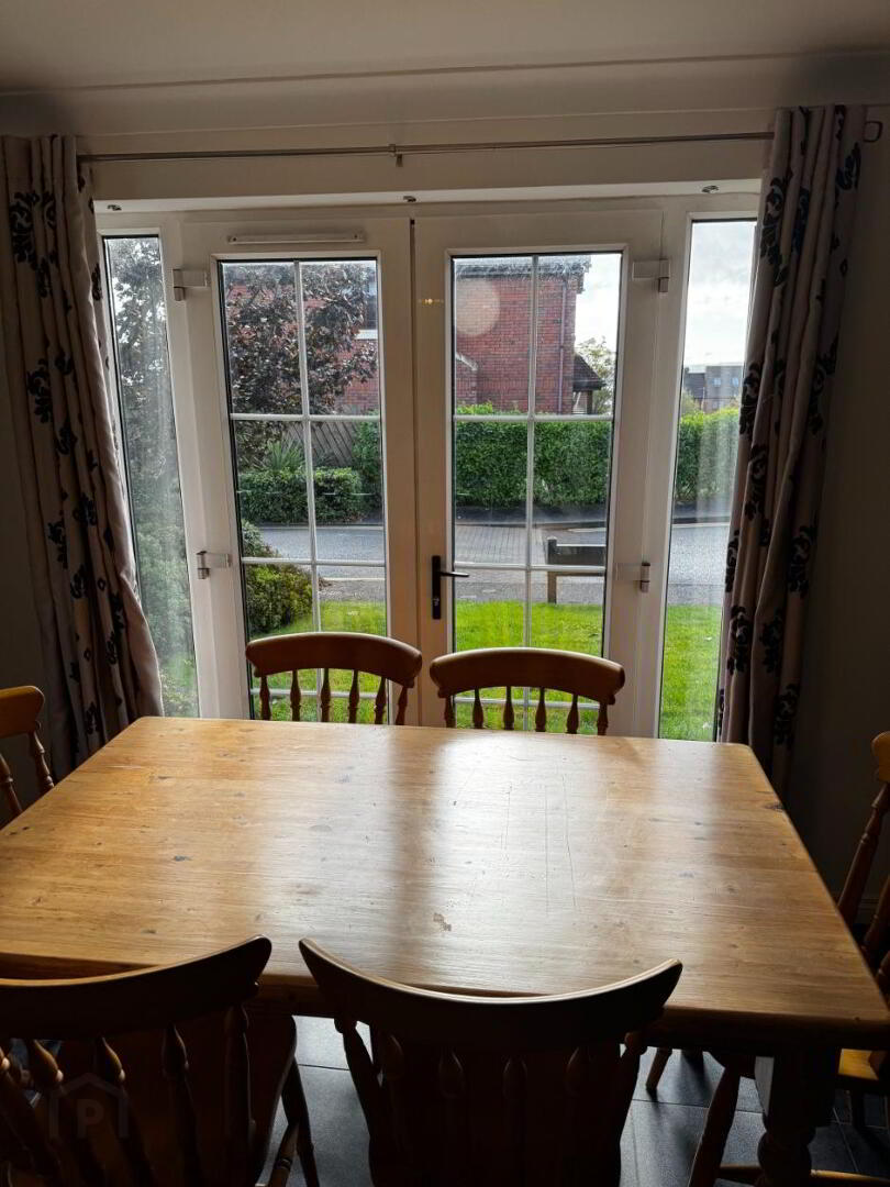 51 Langley Hall 8 of 17