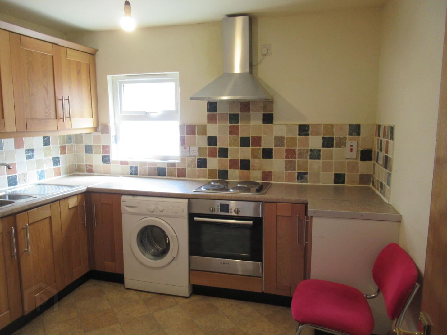 Unit 2, 32 Fitzroy Avenue 2 of 10