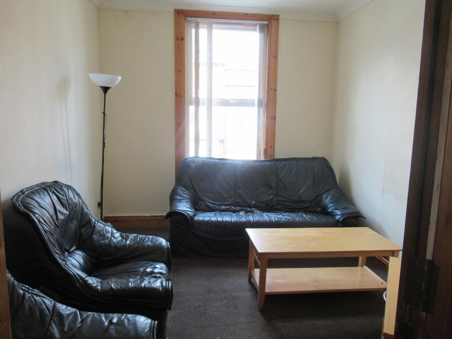Unit 2, 32 Fitzroy Avenue 3 of 10