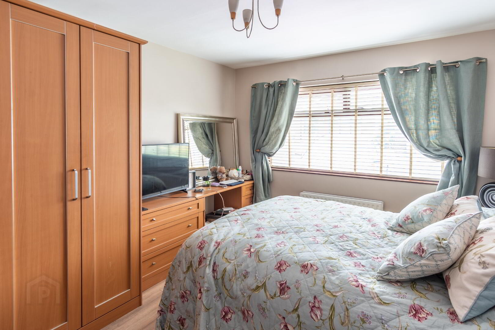 17 Clanbrassil Grove 8 of 15