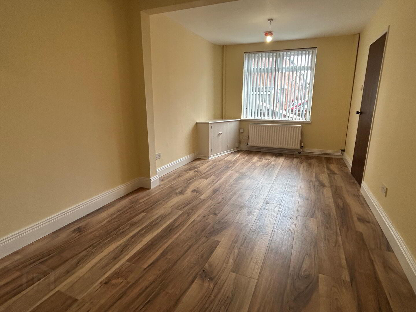property description image