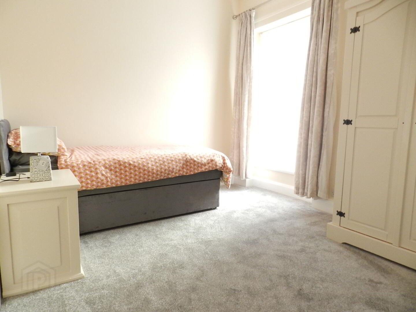 22 Lower Violet Street 8 of 11