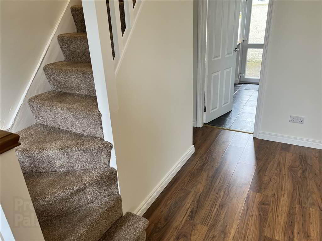 137 Scrabo Road 6 of 14