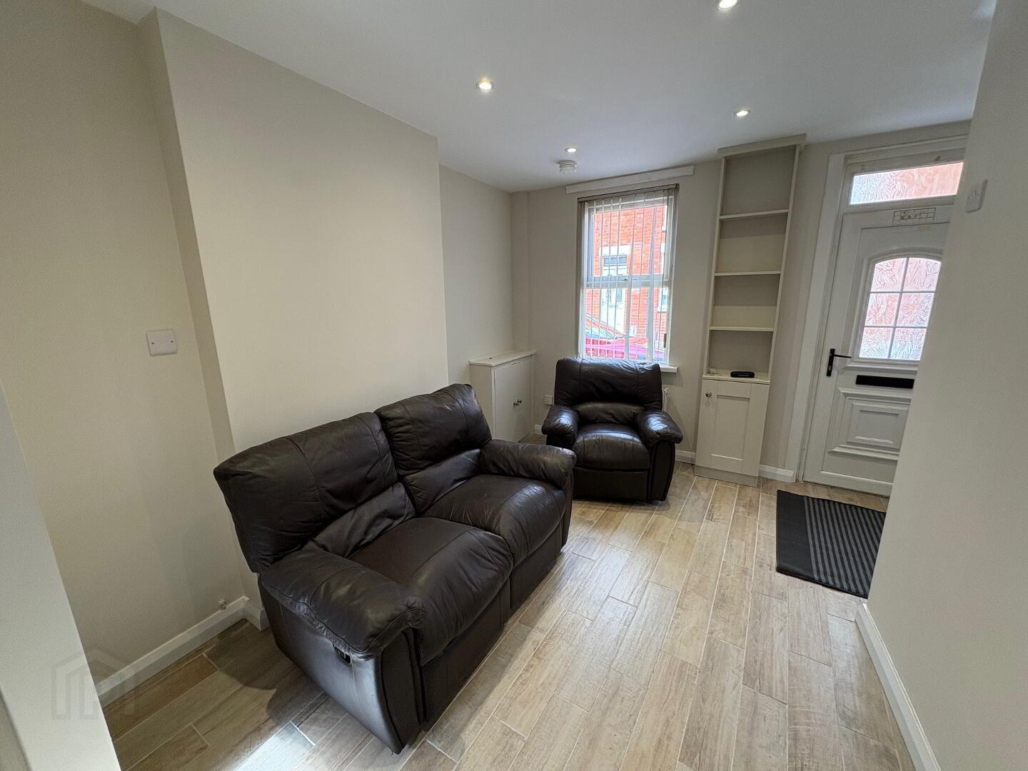 property description image