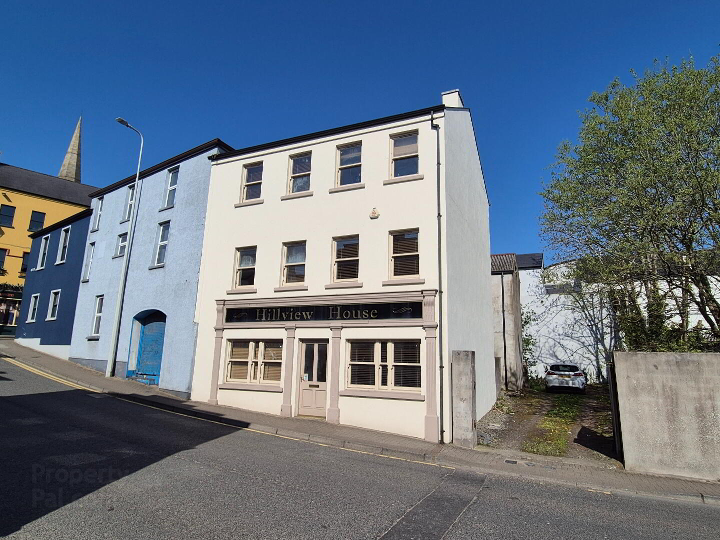 Hillview House, 2-4 Kevlin Road 8 of 8