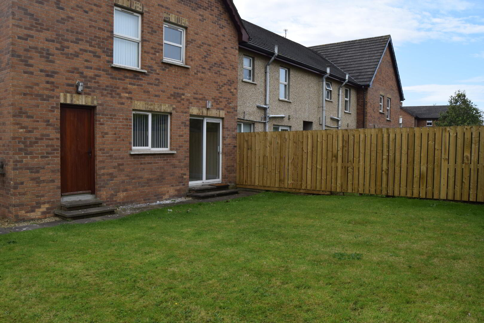 10 Millfort Close (holiday Let 2023)
