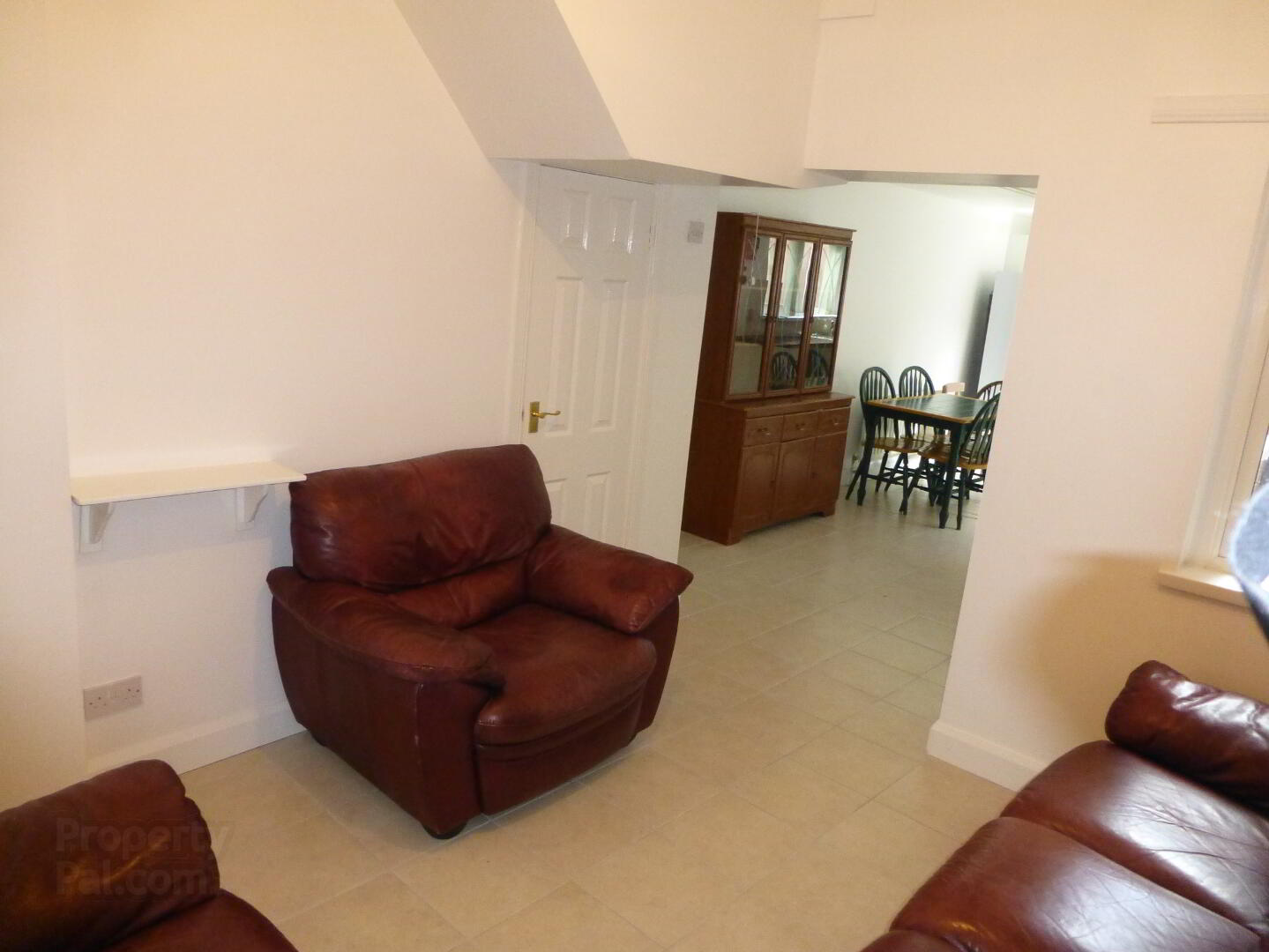 Dunluce Avenue 4 of 10