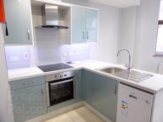 Unit 2, 6 F2 EGLANTINE PLACE 1 of 10