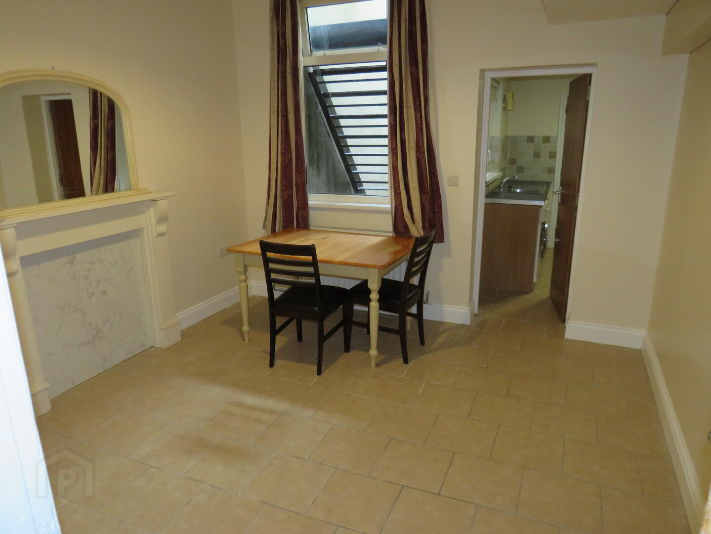 Flat 1, 23 Magdala Street 2 of 8