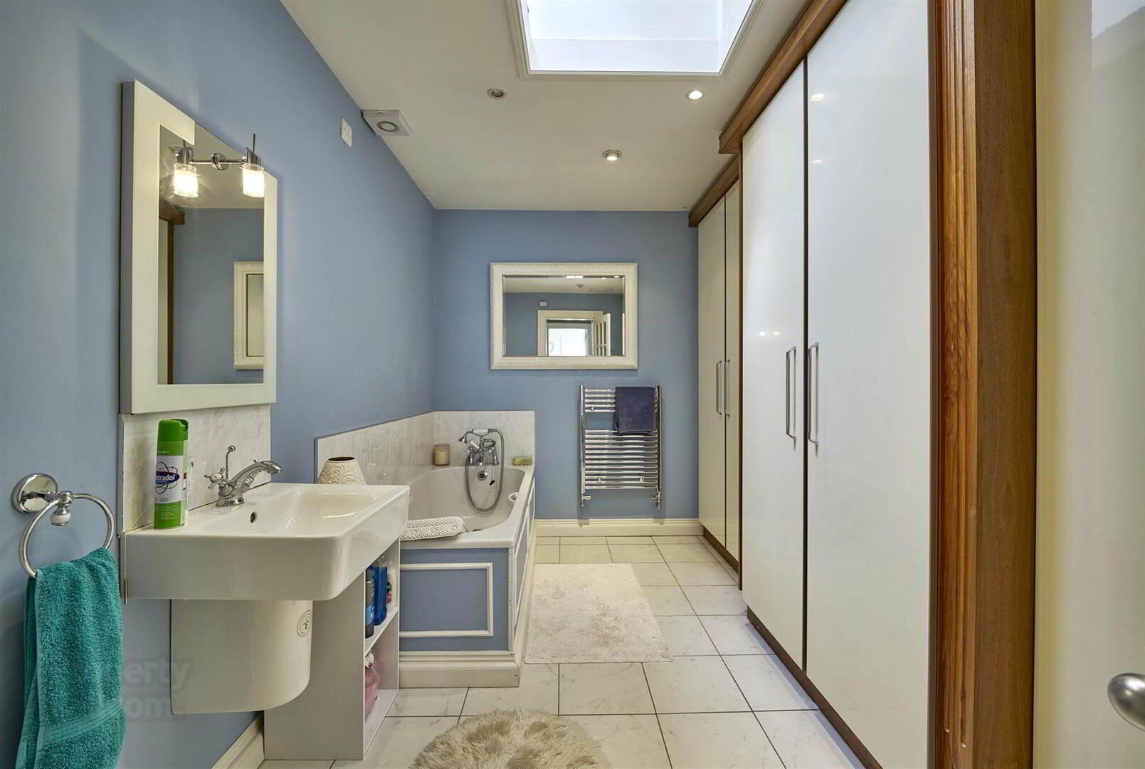 1 Rosebank Court 11 of 18