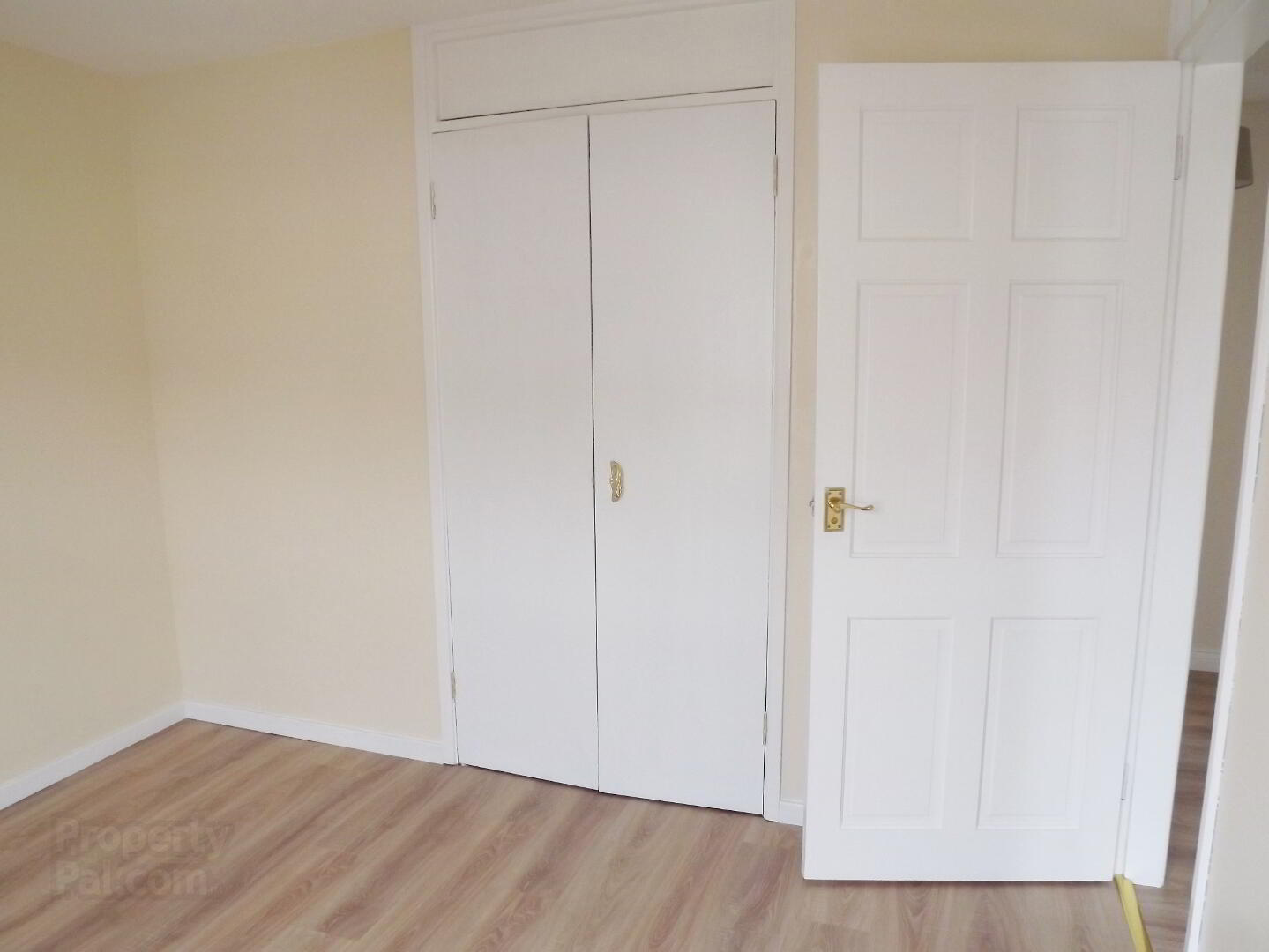 27 Saul Street 9 of 12