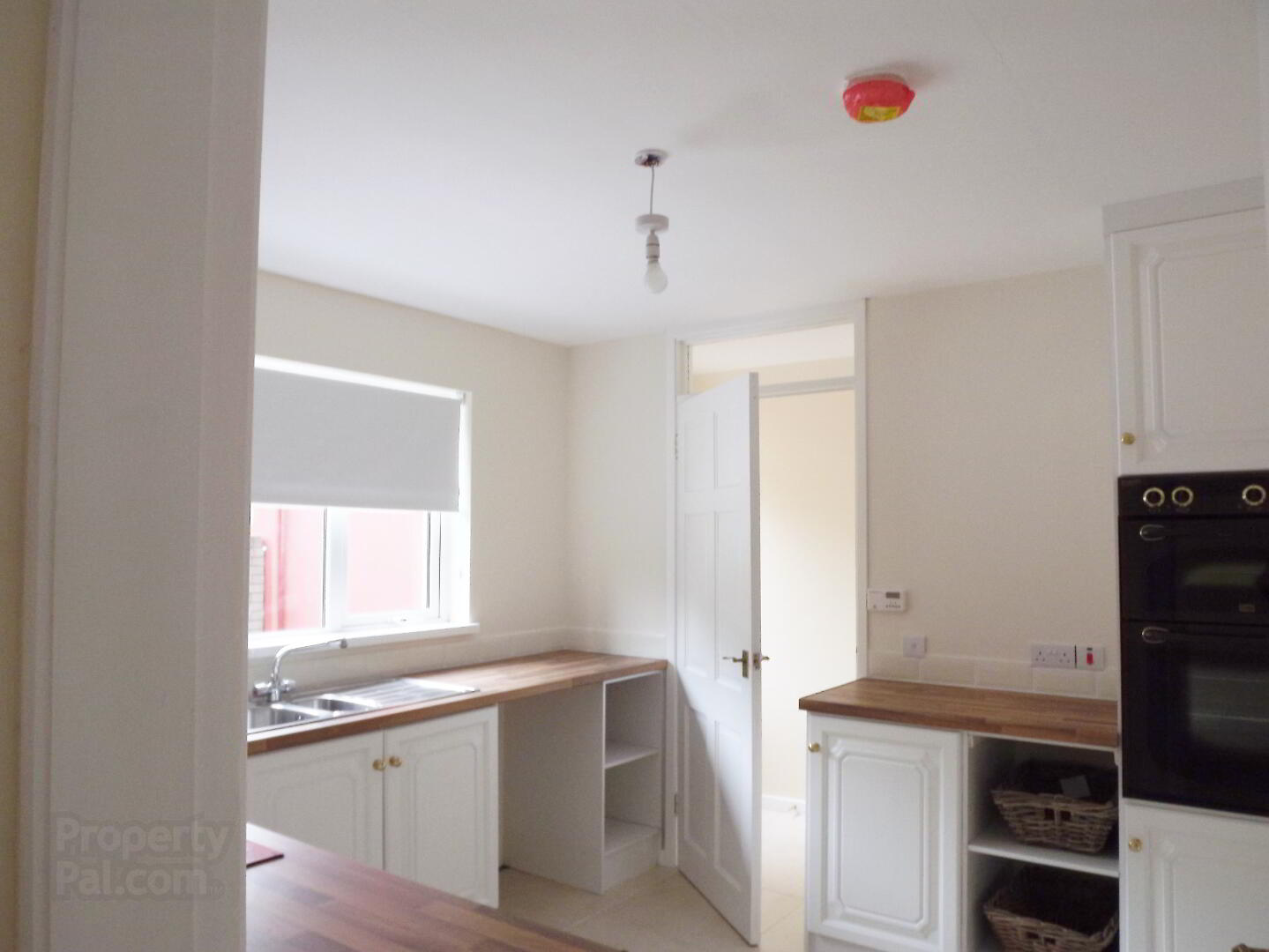 27 Saul Street 6 of 12
