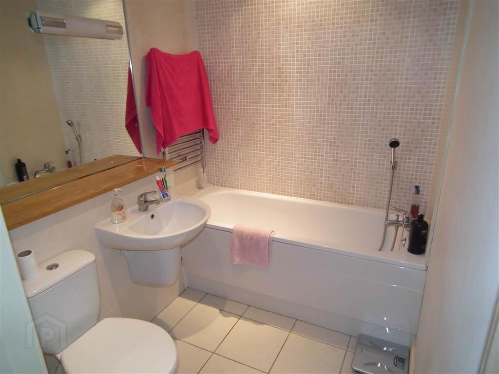 52 Milfort Mews Glenburn Road, Dunmurry, Belfast Hampton Estates