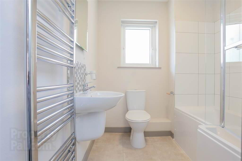 Apt 7, Hillview Avenue 12 of 17