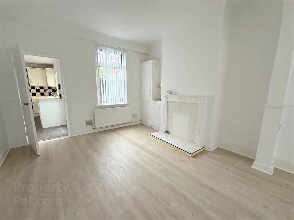 147 Rosebery Road 3 of 12