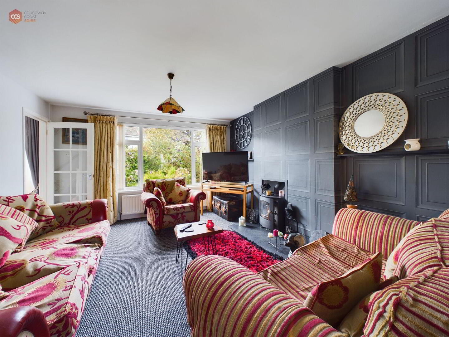 11 Flowerfield Road 2 of 21