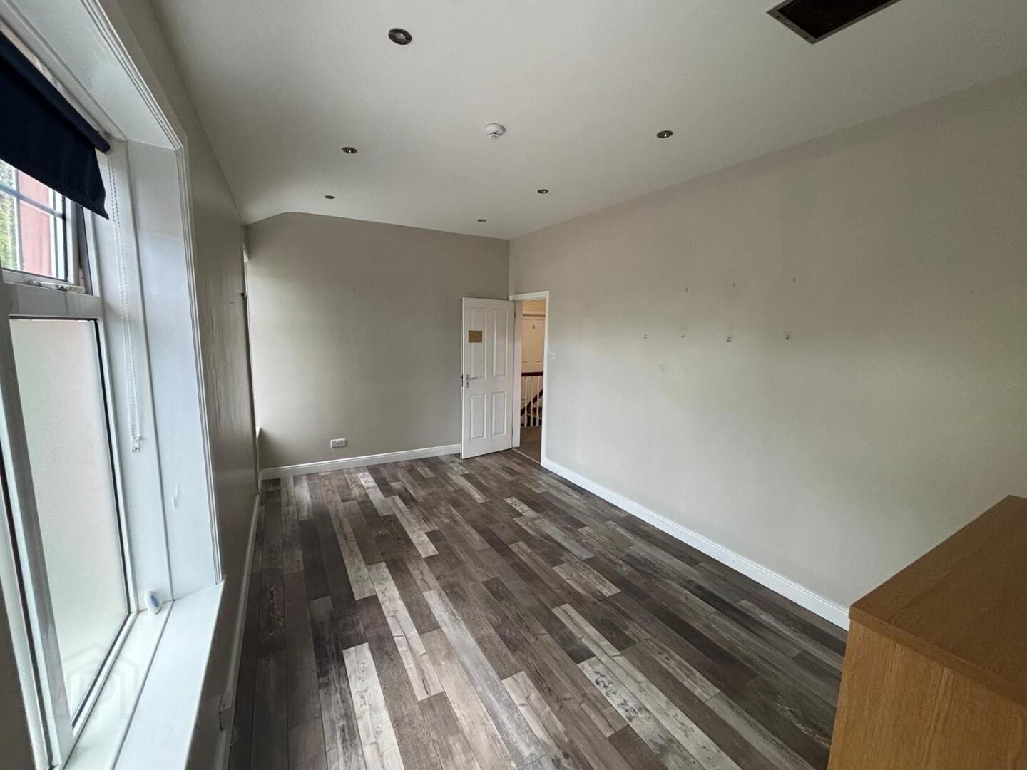 Units At Rosevale House, Moira Road 3 of 4