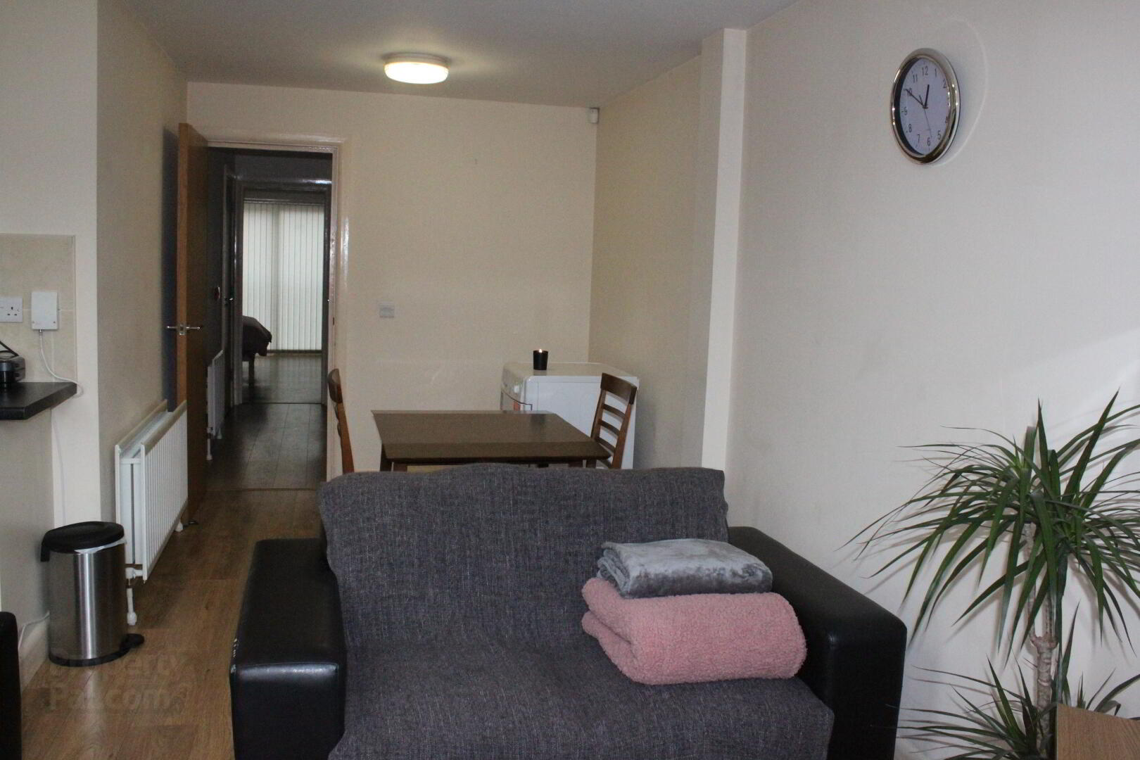 Unit 2, 79 Malone Avenue 5 of 10