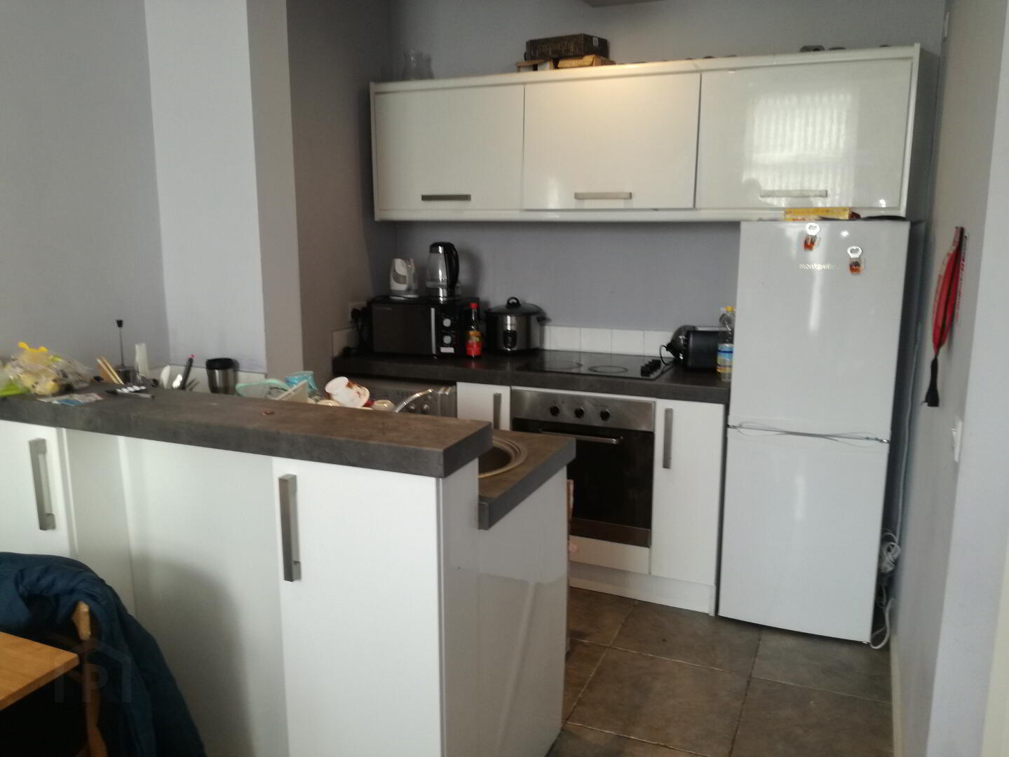 Apt 2, 7 Dunluce Avenue 2 of 6