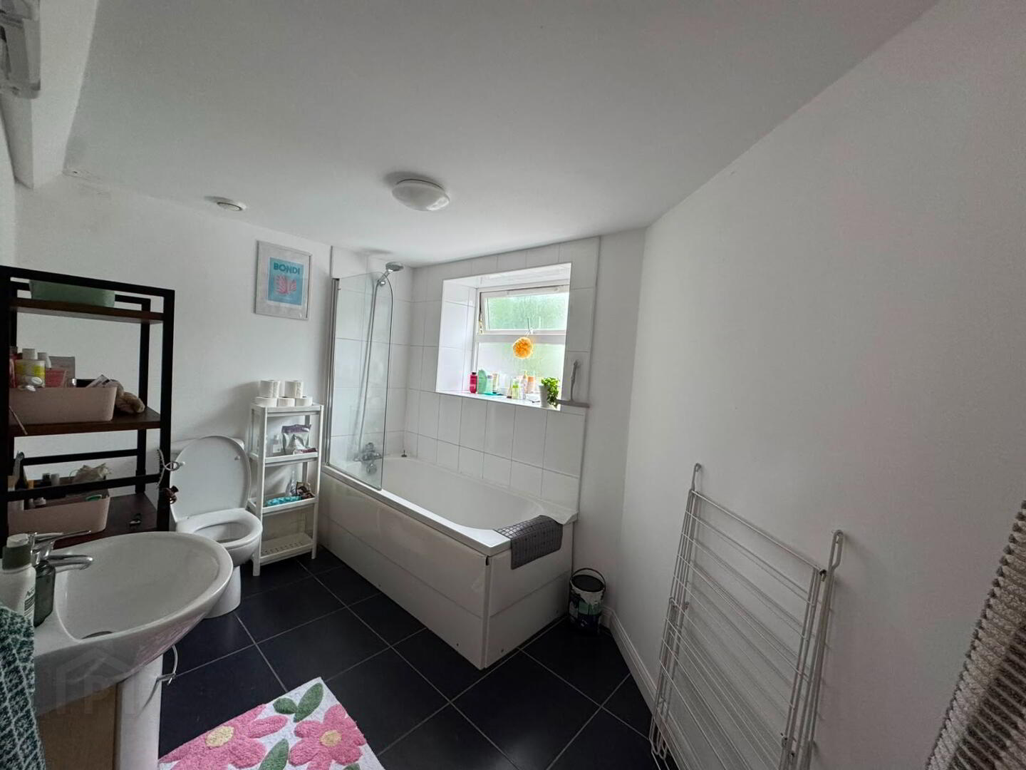 Apt 3, 7 Dunluce Avenue 6 of 7