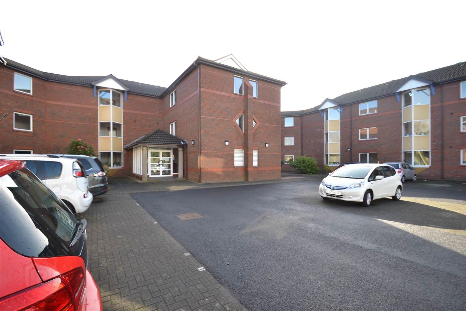 Apt13, Lyndhurst Court 11 of 11
