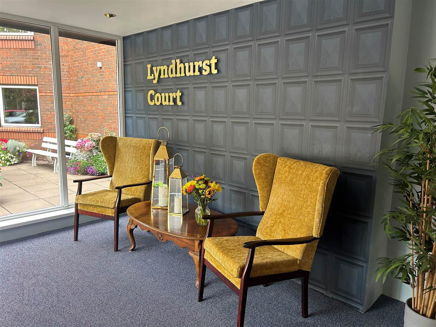 Apt13, Lyndhurst Court 1 of 10