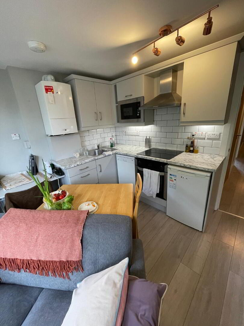 Unit 2, 113 Eglantine Avenue 8 of 9