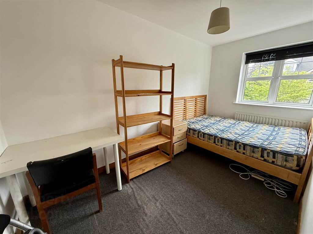 12 Ardenlee Place 4 of 8