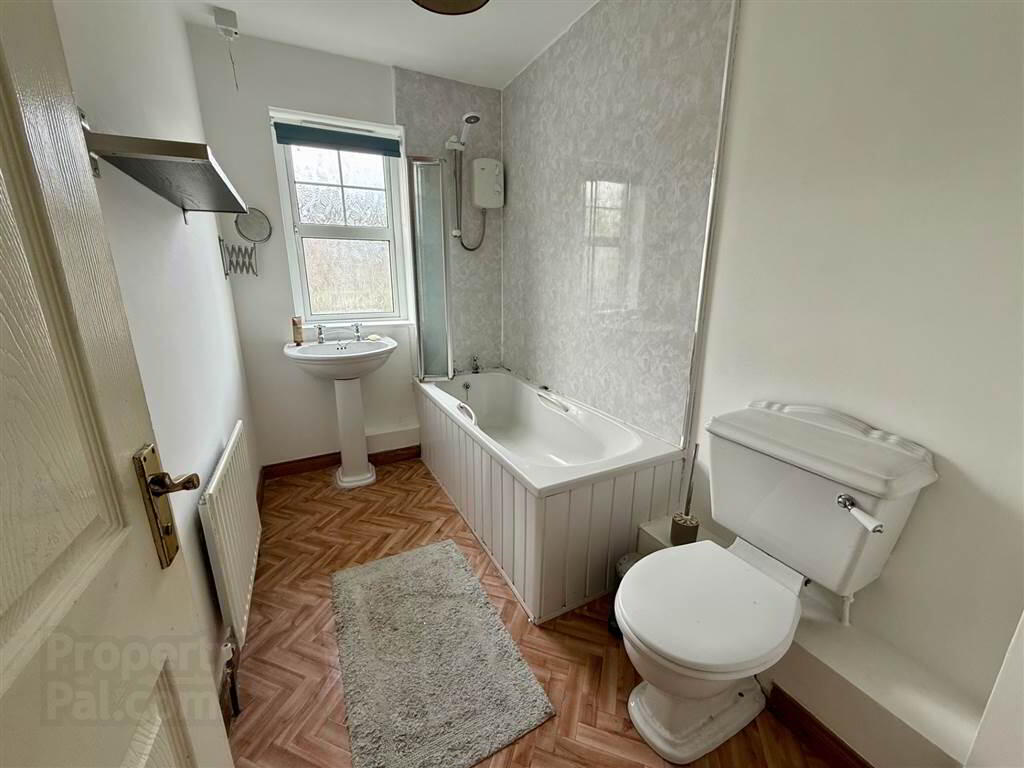 12 Ardenlee Place 6 of 8
