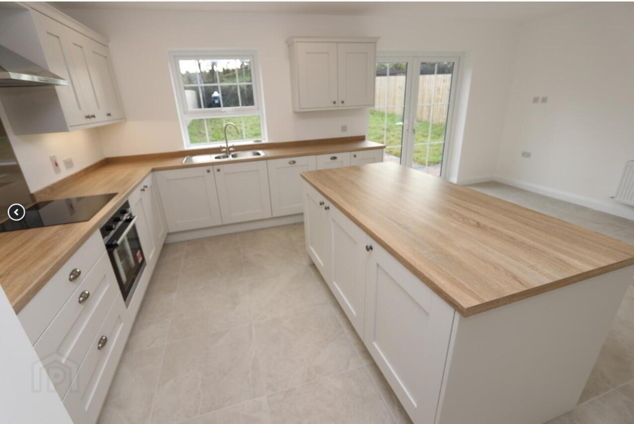 Semi-Detached 6 of 15