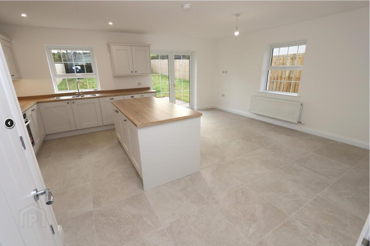 Semi-Detached 7 of 15