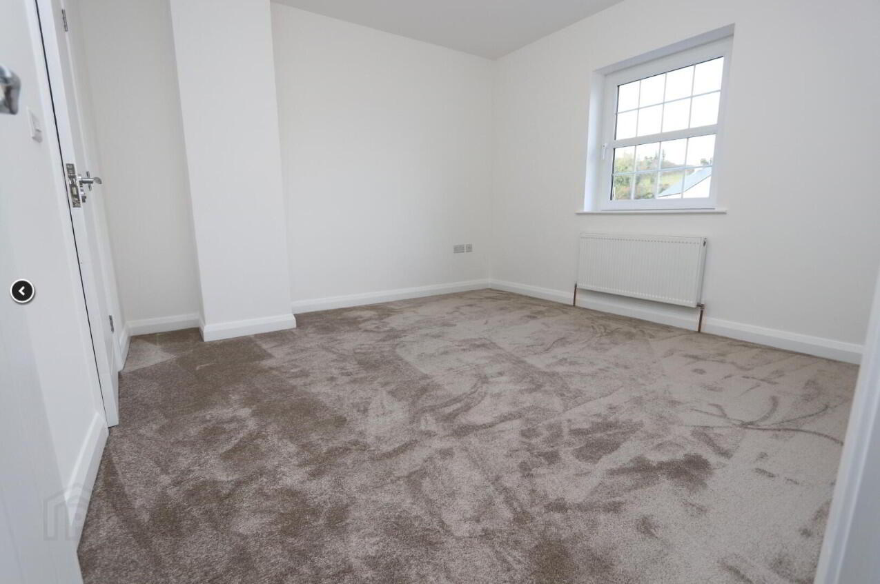 Semi-Detached 12 of 15