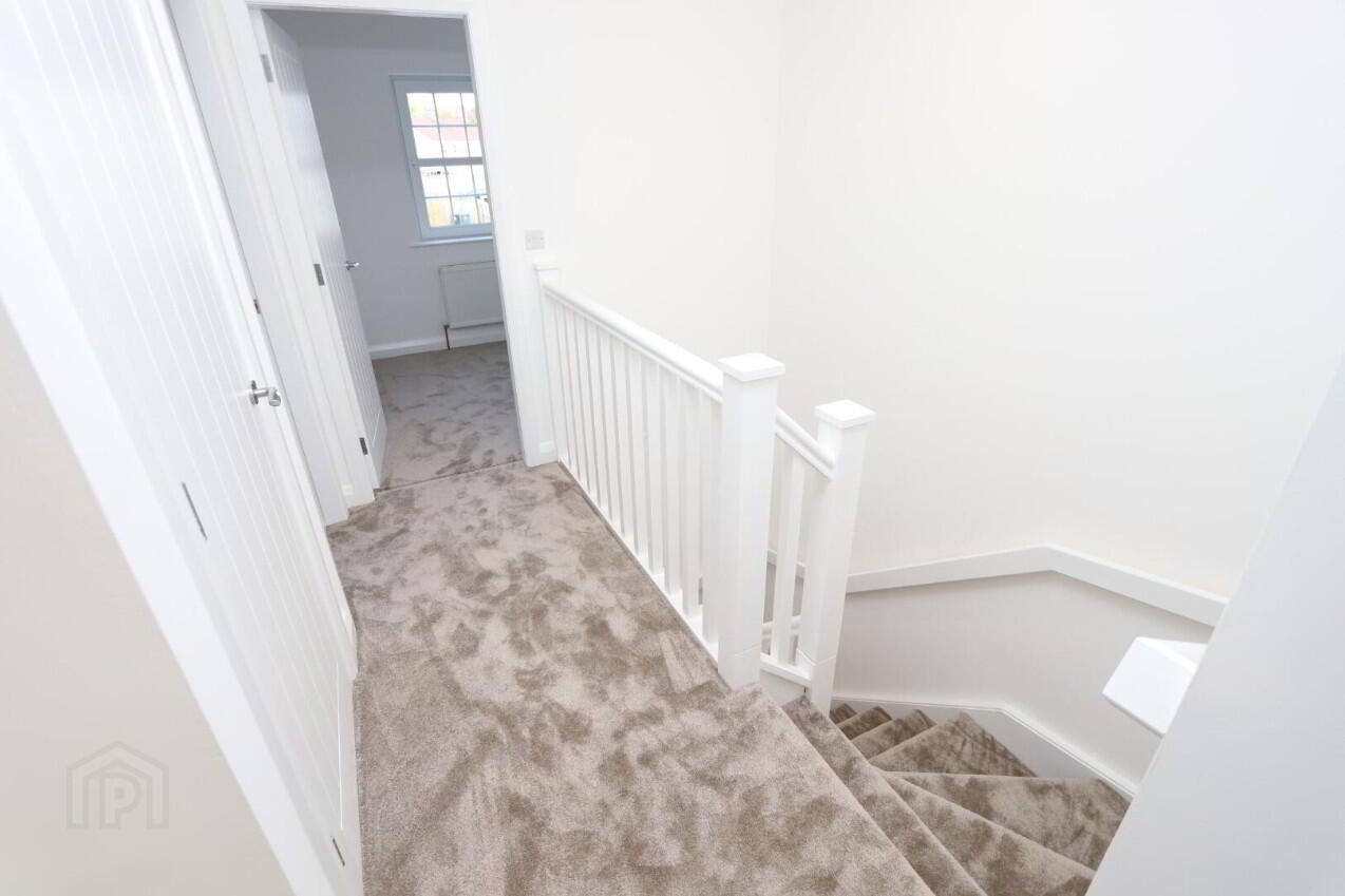 Semi-Detached 10 of 15