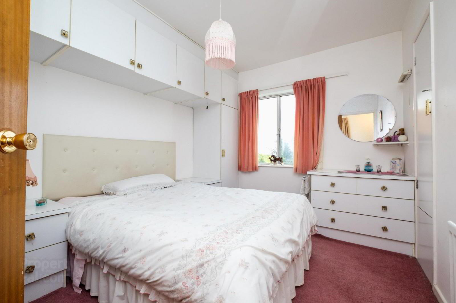 10 Loughries Road 14 of 26