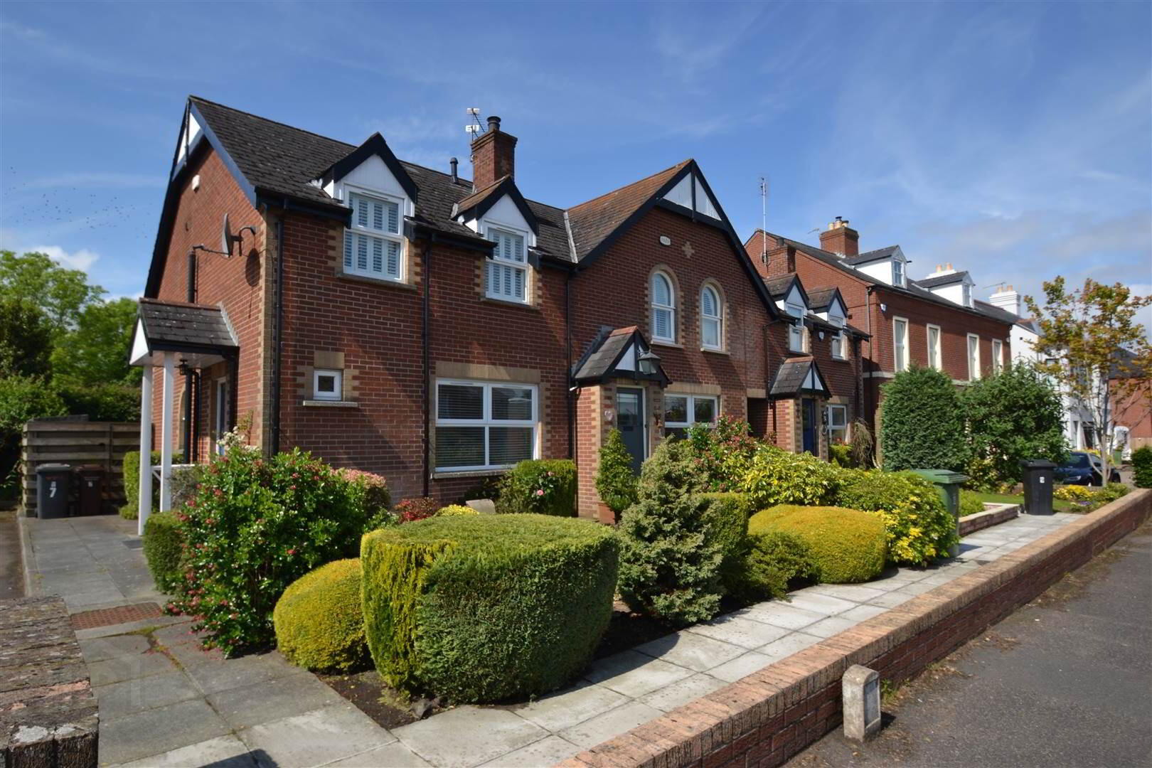 7 Railway Cottages 1 of 9