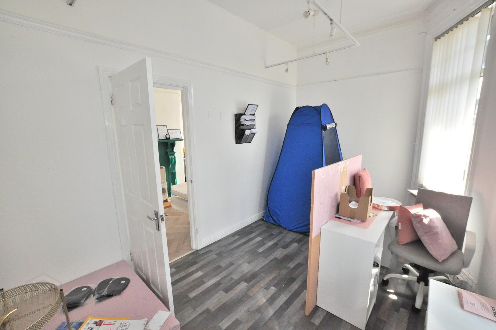126 Bloomfield Avenue 3 of 5