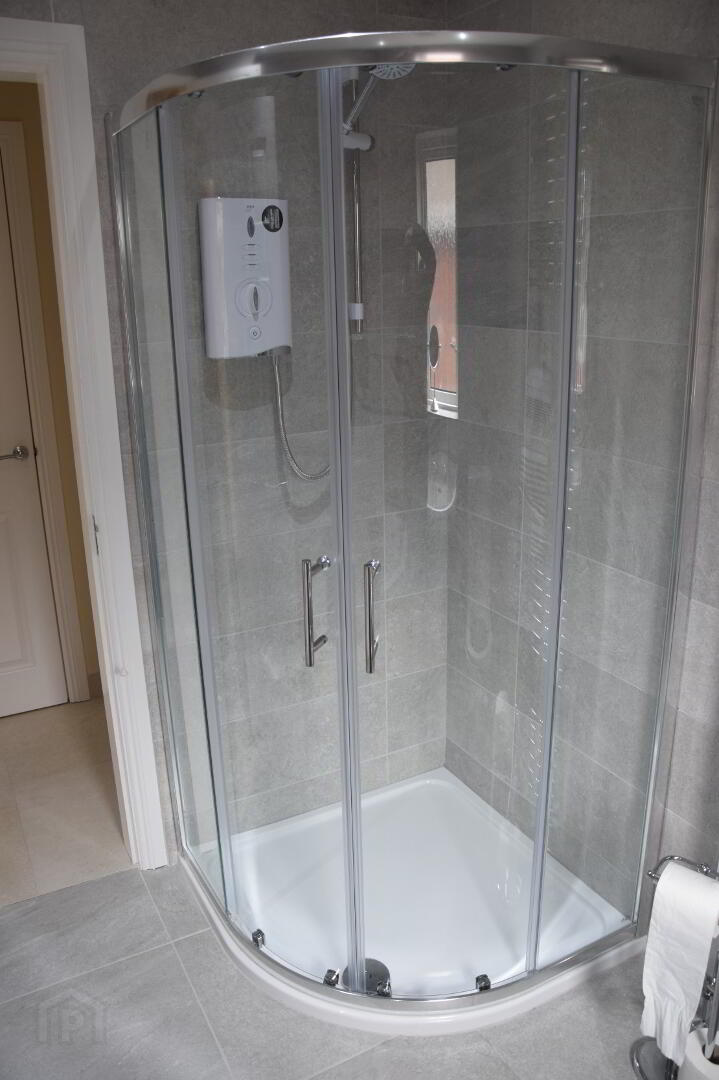 14 Aghermore Avenue 8 of 16