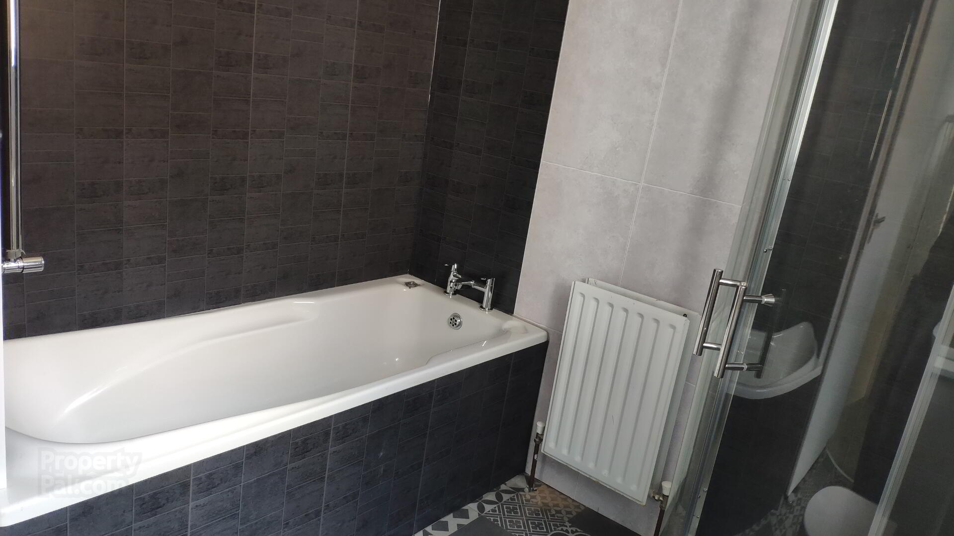 25 Holm Terrace 4 of 9