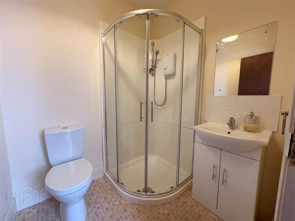 Flat 2, 1 Castlereagh Place 8 of 8