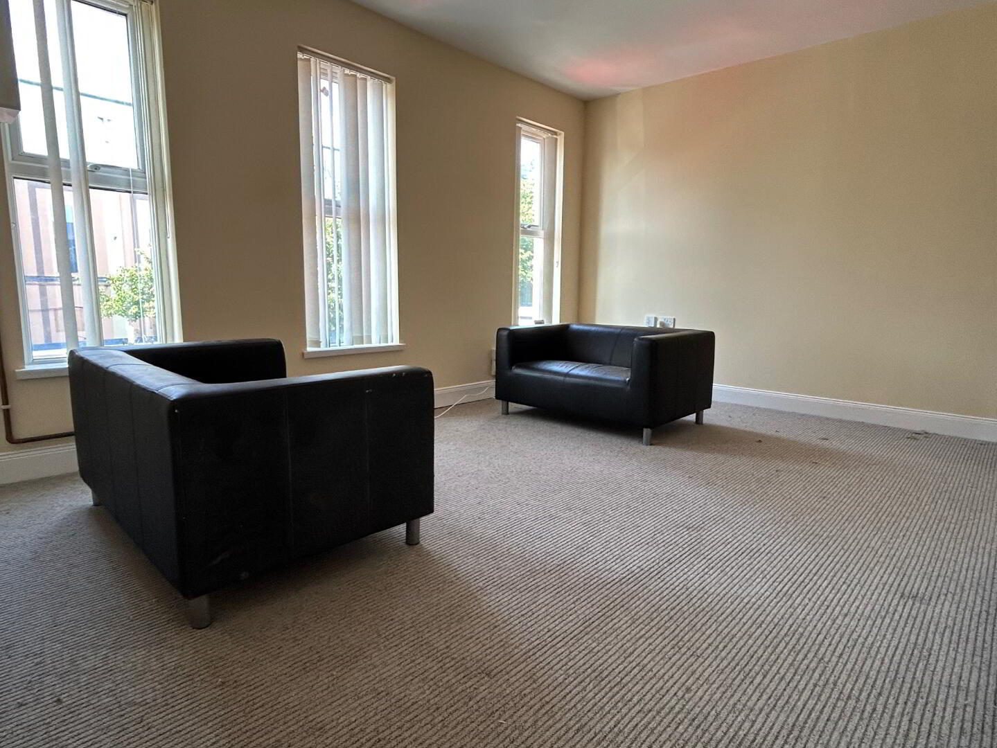 135a Holywood Road 1 of 6