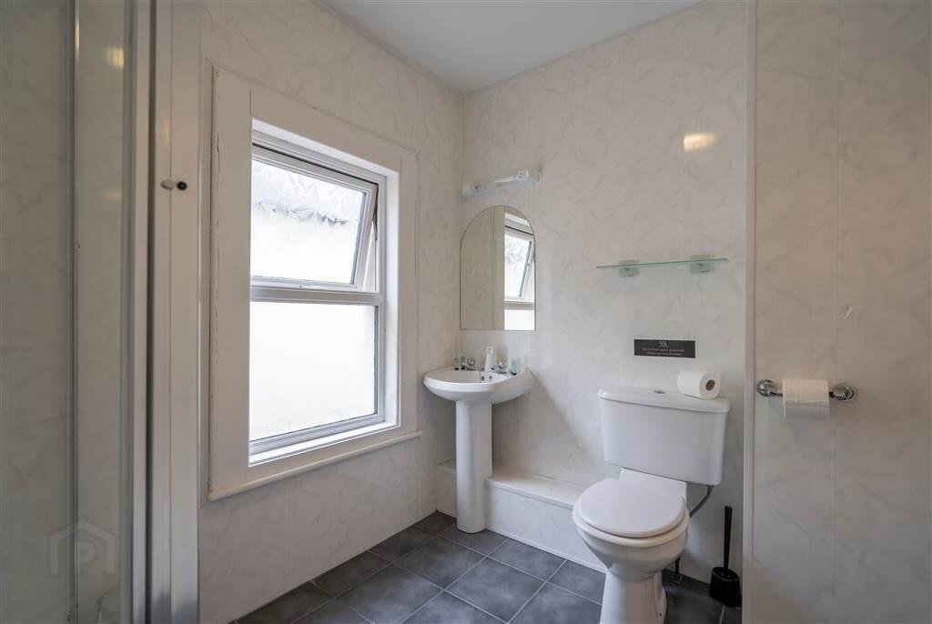 Ennislare House, 7 Princetown Road 13 of 47