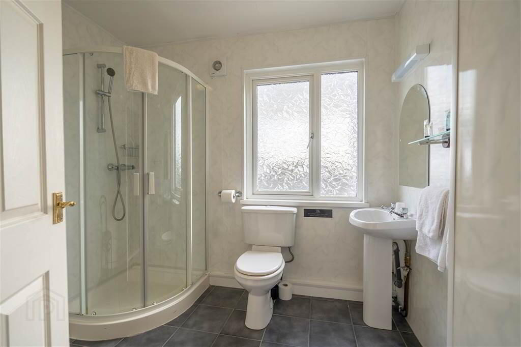 Ennislare House, 7 Princetown Road 19 of 47