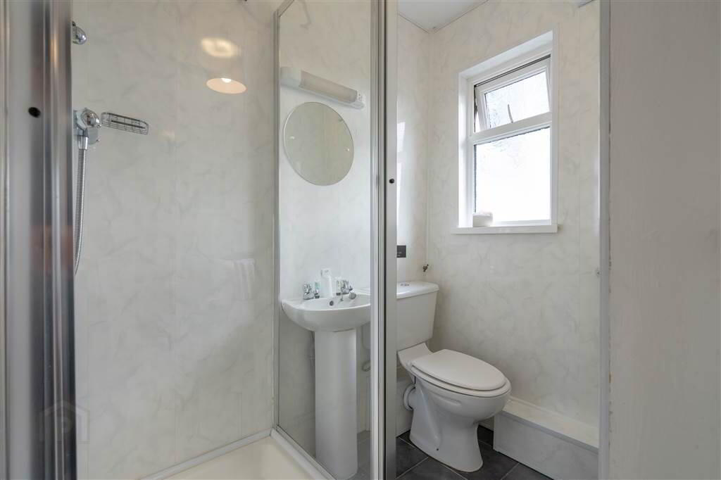Ennislare House, 7 Princetown Road 21 of 47