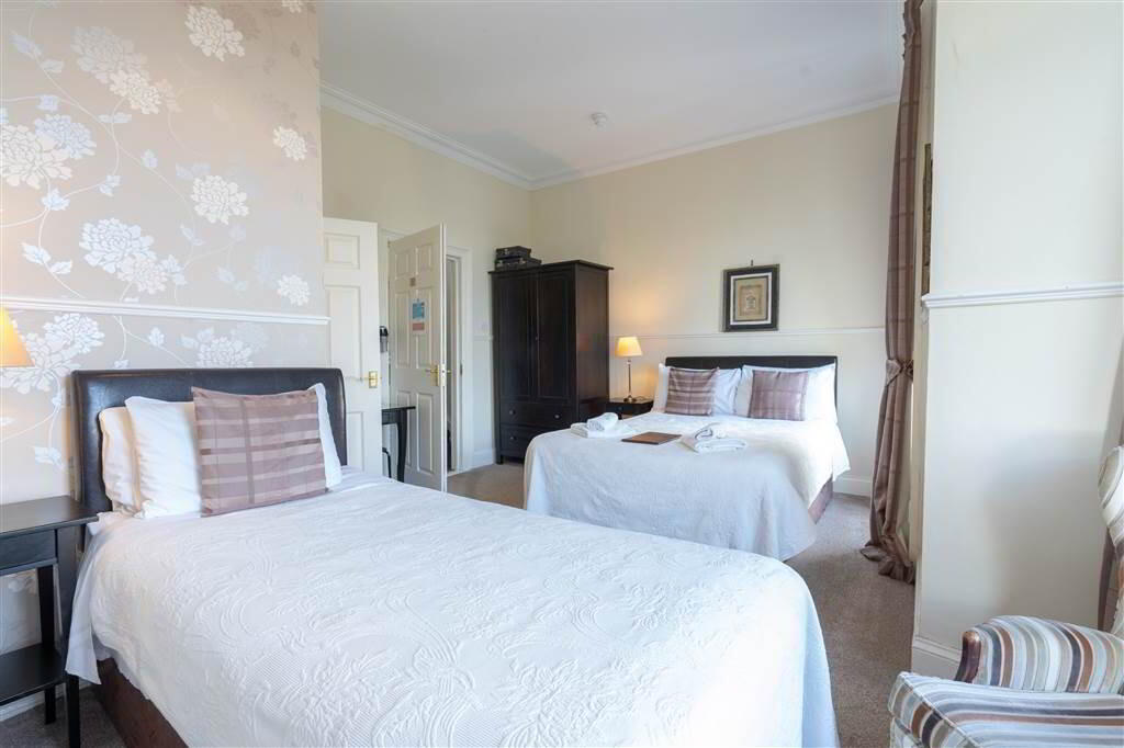 Ennislare House, 7 Princetown Road 28 of 47