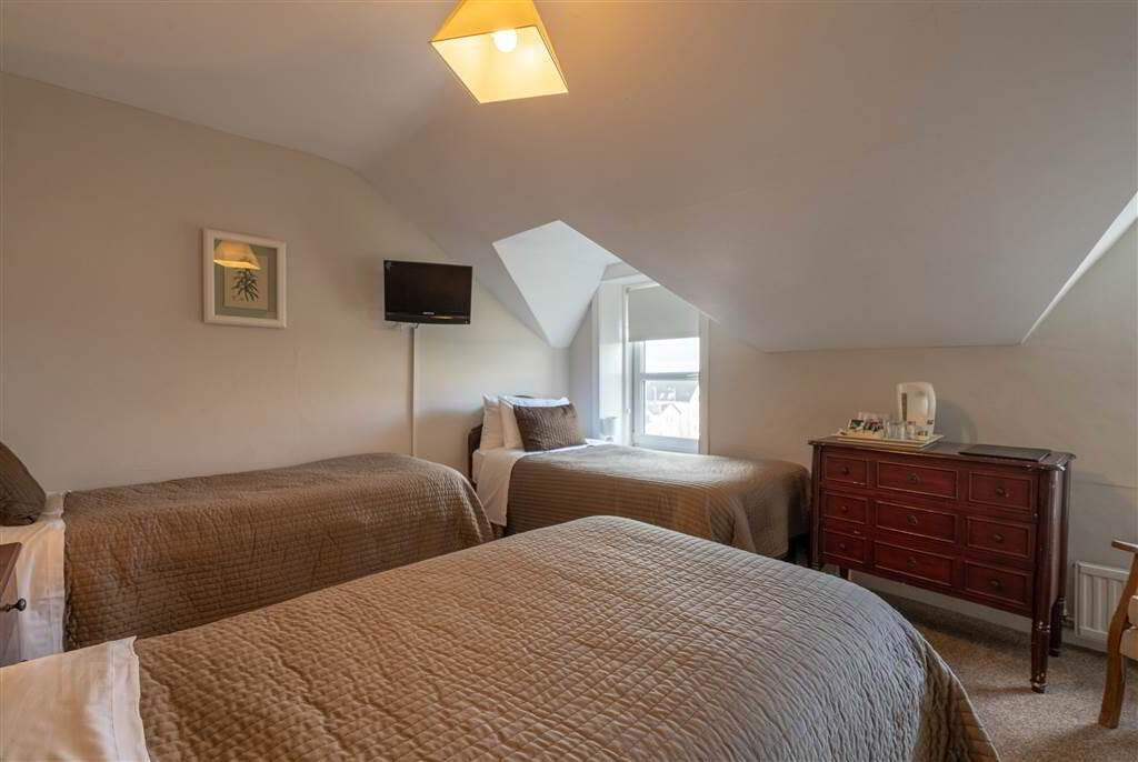 Ennislare House, 7 Princetown Road 29 of 47