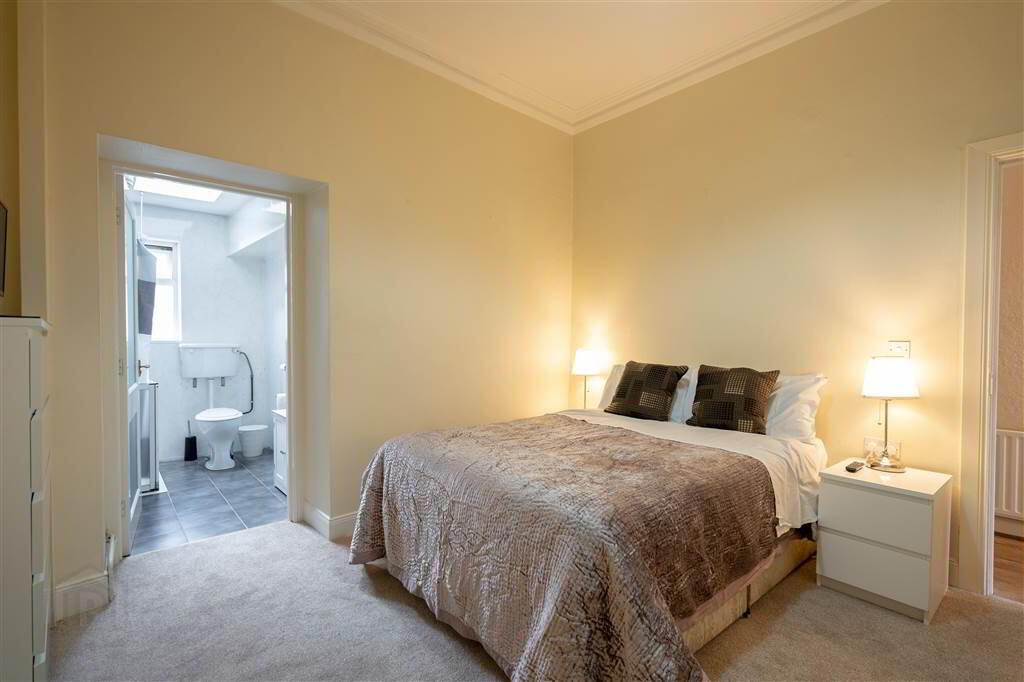 Ennislare House, 7 Princetown Road 38 of 47